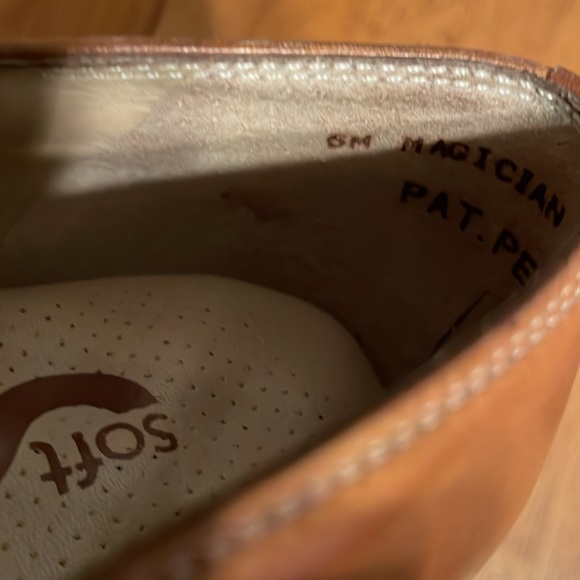 SoftWalk Tan Leather Loafers - Picture 3 of 8